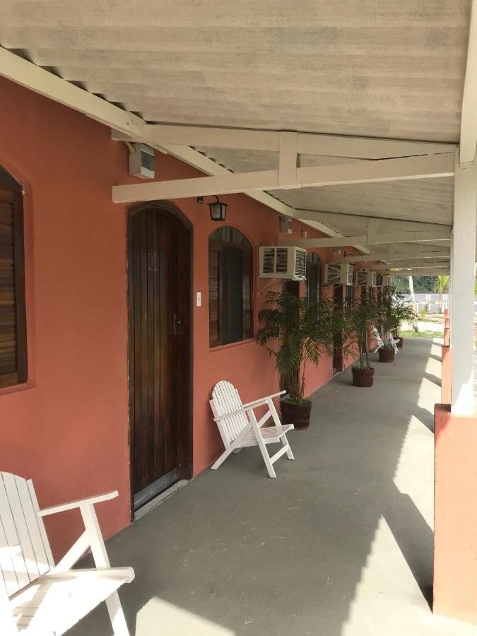 Iate Clube Rio Verde - Ilha Comprida Cananéia Екстериор снимка
